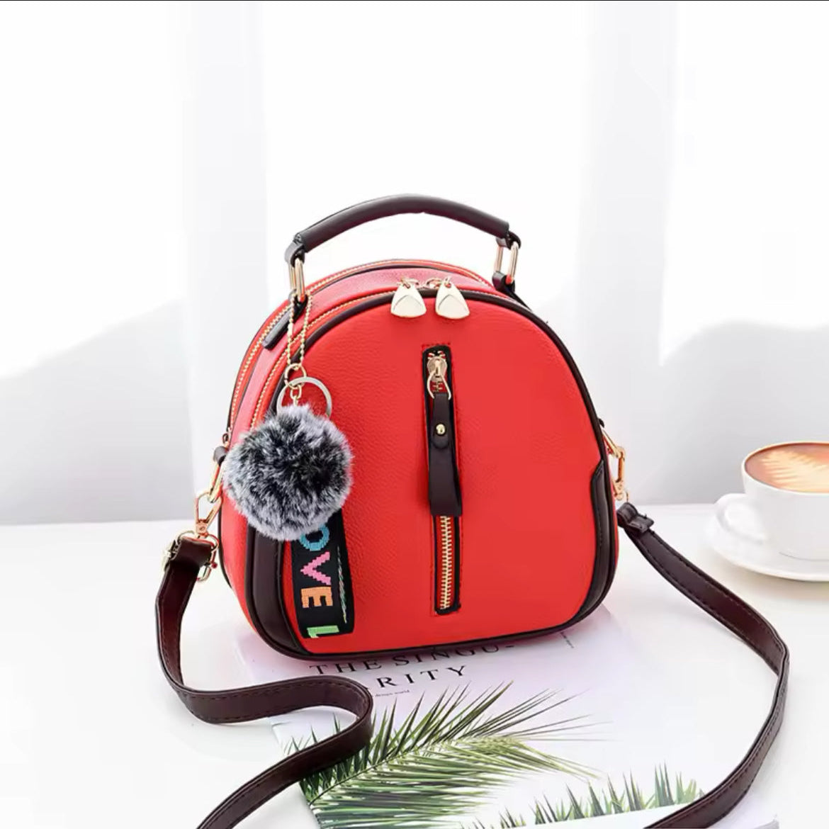 Mala Dome "Summer Red" – Estilo e Atitude com Acessórios