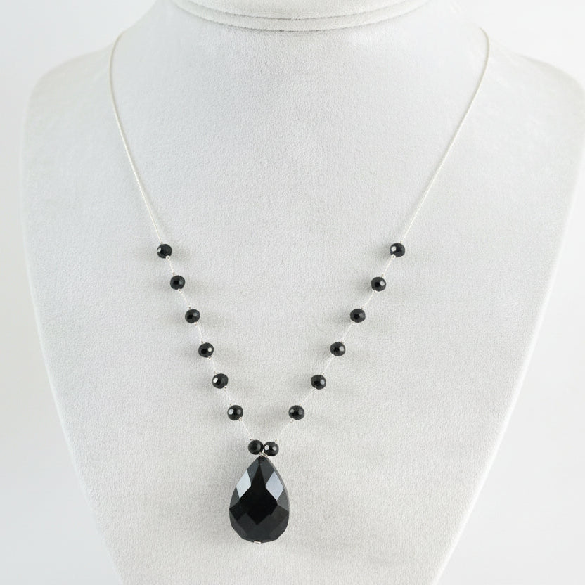 Collier pour femme argenté, larme noire
