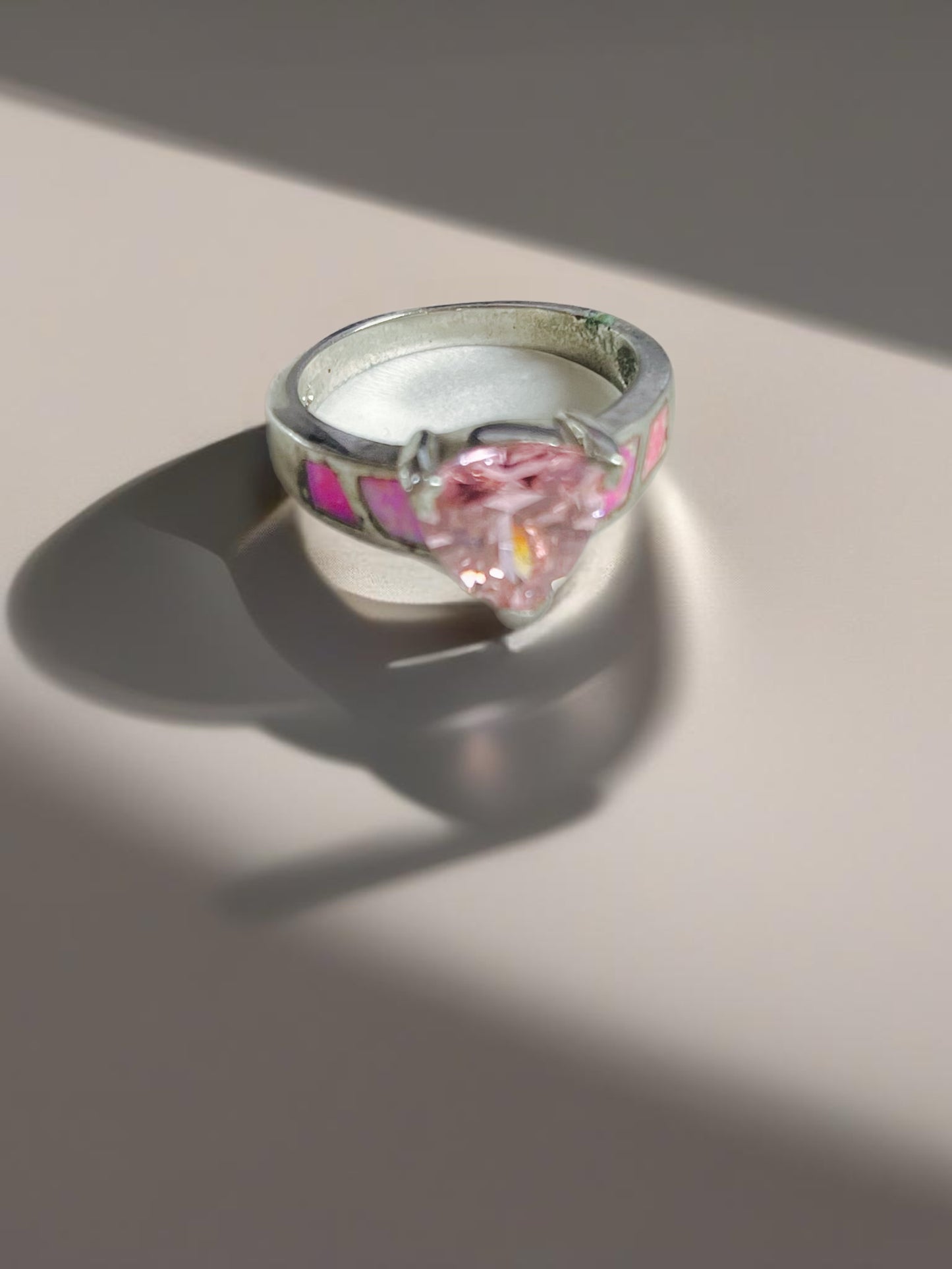 Anel de Senhora em Fantasia com Diamante Sintético