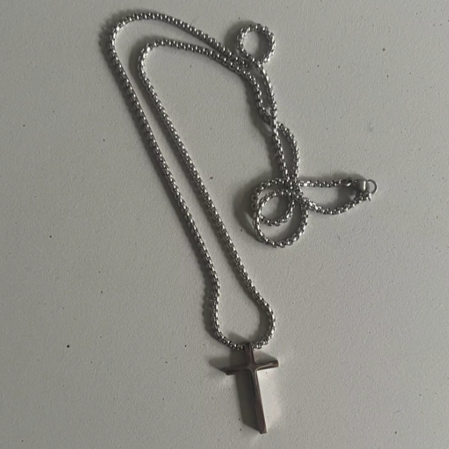 Colar de Homem em Aço Inoxidável com Pingente Cruz, Prata