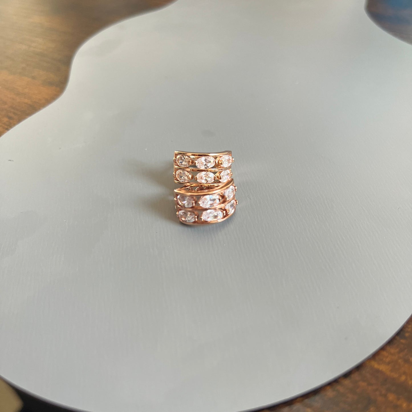 Argolas Ouro Laminado Rosa 14K com Zircões