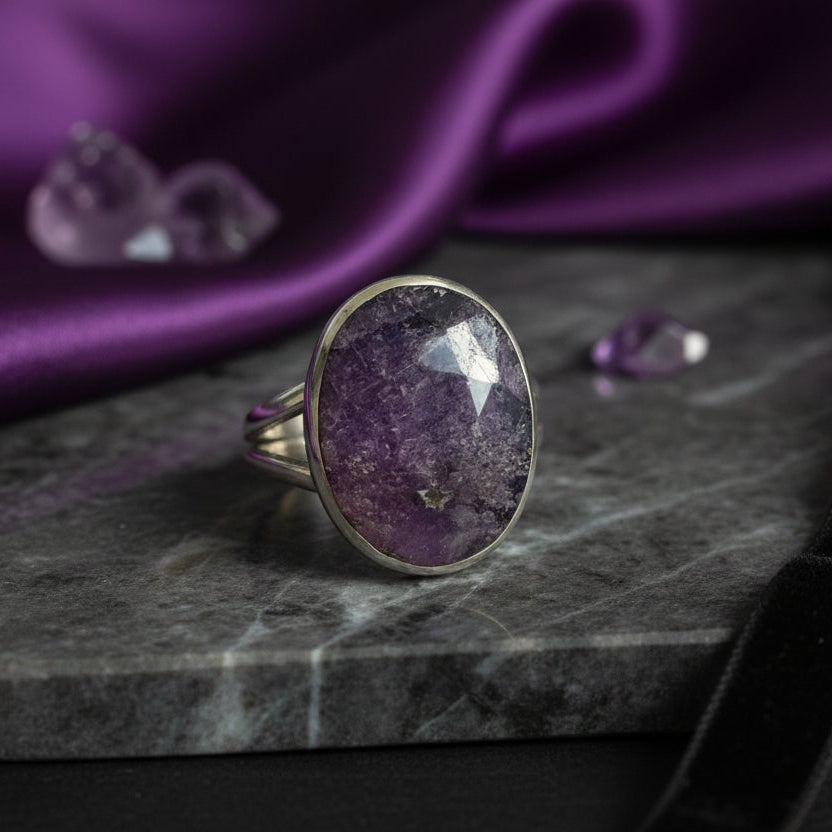 Bague en argent avec pierre naturelle Sillimanite T:5