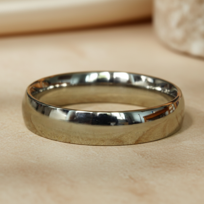 Bague en titane poli, type alliance T= 10