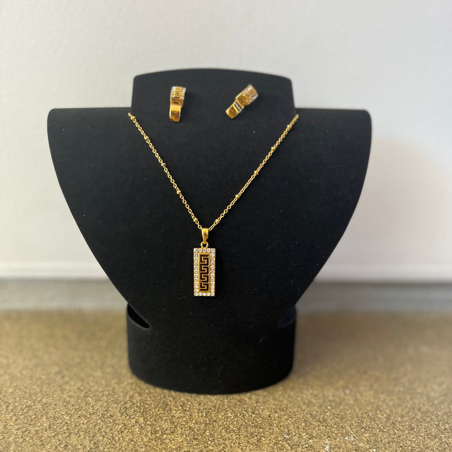 Conjunto de Senhora em Ouro Laminado 14K