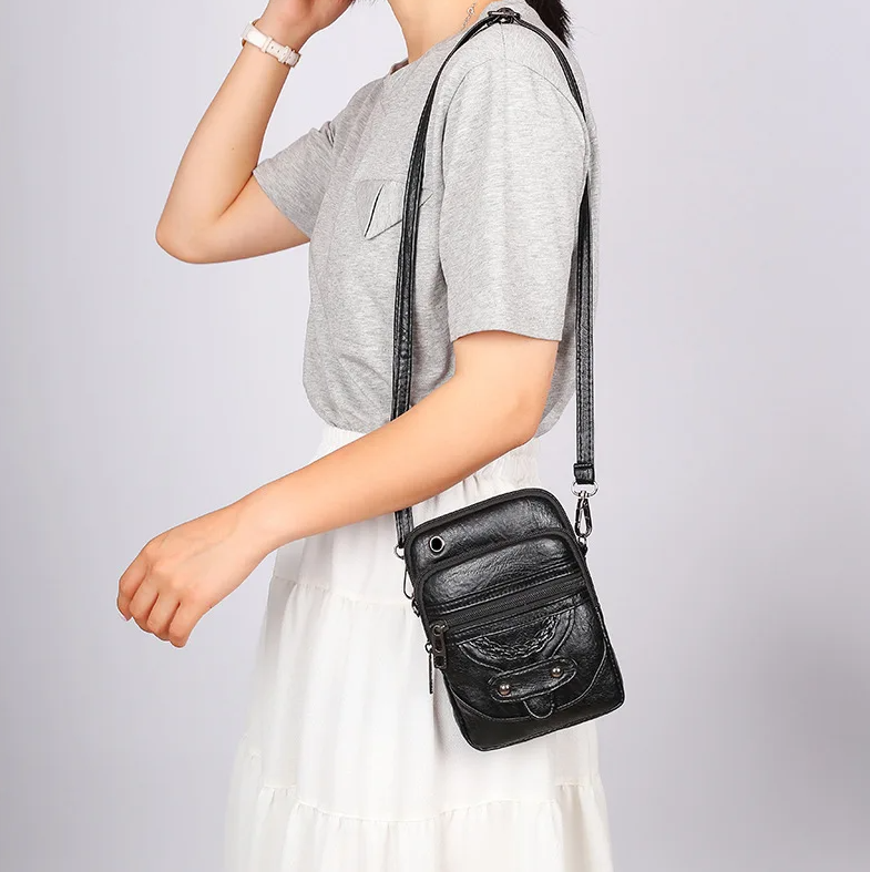 Mini Mala Crossbody Vintage Rock – Atitude e Estilo no Seu Dia a Dia