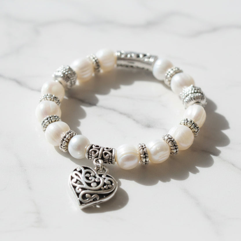 Bracelet pour femme en argent et perles cœur