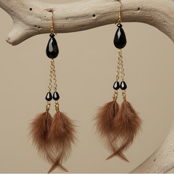 Boucles d'oreilles pour femme en plumes fabriquées en Thaïlande, petites