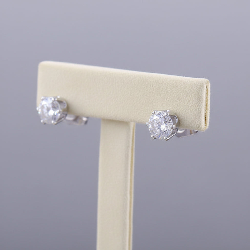Brincos de Senhora em Ouro Laminado Branco 18K com Cristal