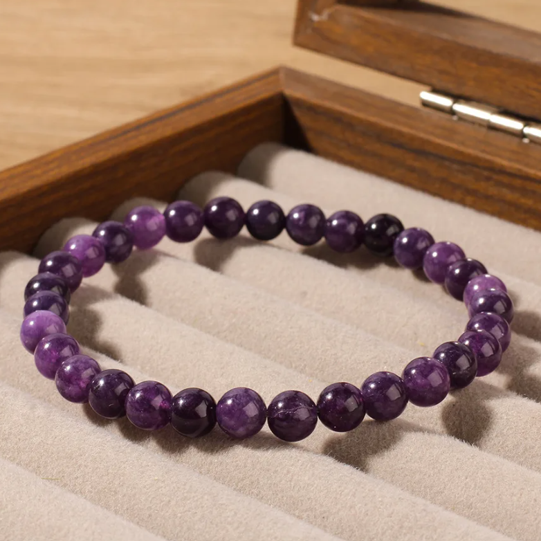 Pulseira de Ametista Natural 8MM – Serenidade e Equilíbrio Interior