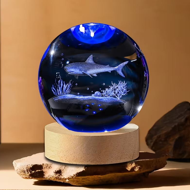Esfera de Cristal 3D Tubarão-Baleia – O Gigante Gentil no Seu Quarto
