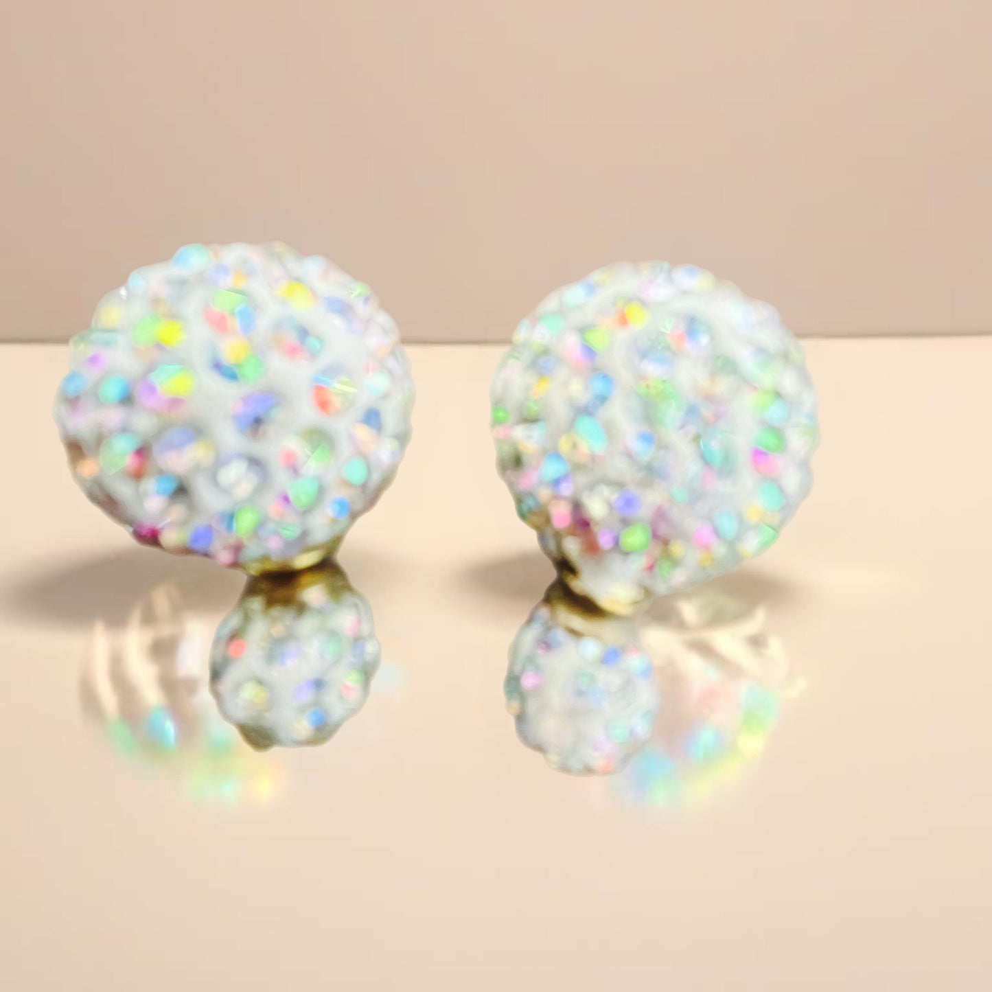 Brincos de Senhora em Fantasia, Bolas com Zircônias