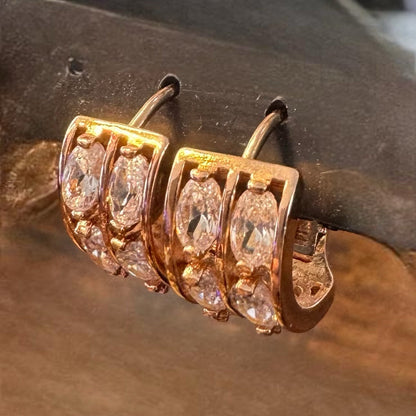 Argolas Ouro Laminado Rosa  14K com Zircões