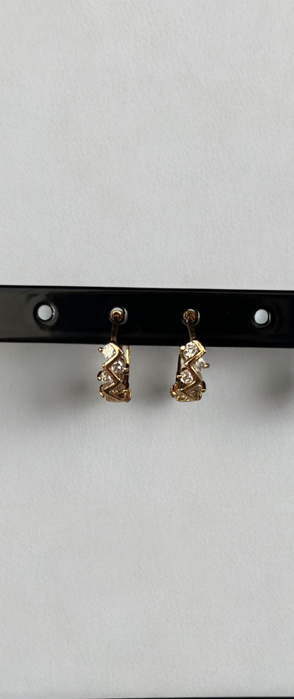 Argolas Pequenas em Ouro Laminado com Zircões
