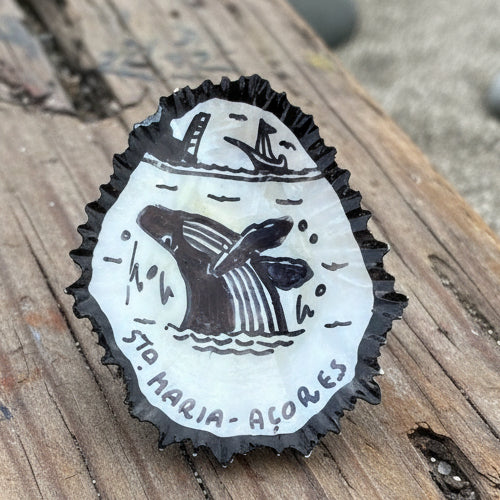 Íman de Lapa Pequena Pintado à Mão - Baleia-de-Bossas por Carlos Pereira