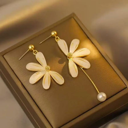 Brincos de Senhora em Fantasia, Metade de Flor, Obega
