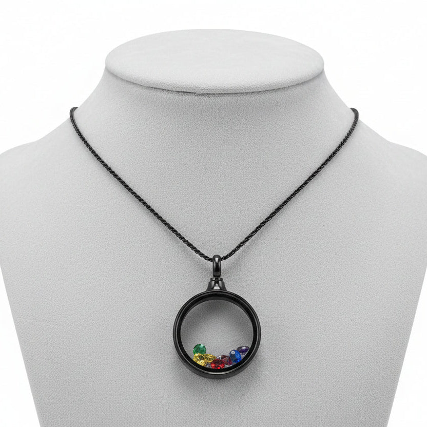 Colar Relicário Black & Rainbow – Sofisticação Minimalista