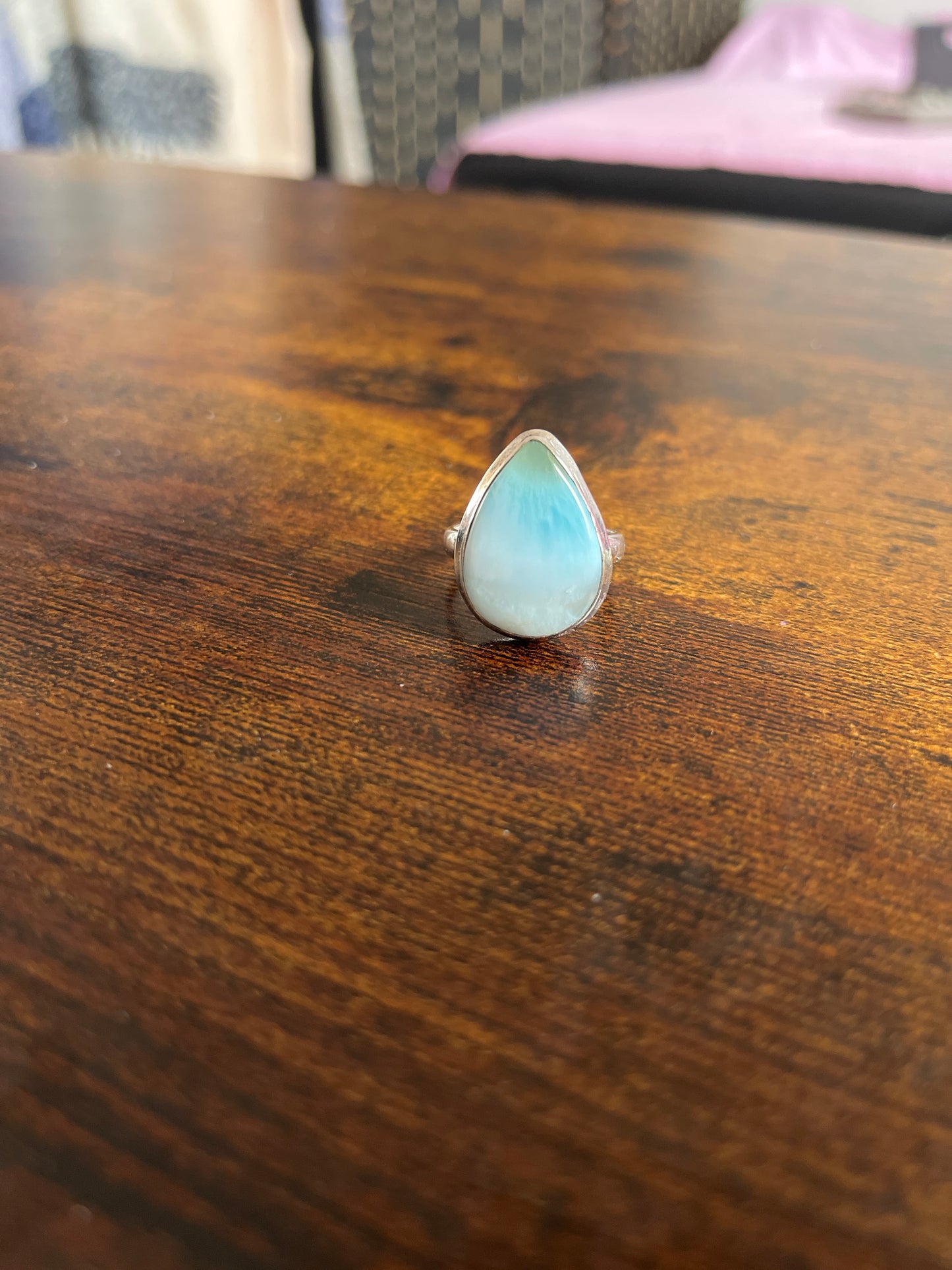 Anel de Senhora em Prata com Pedra Natural Larimar