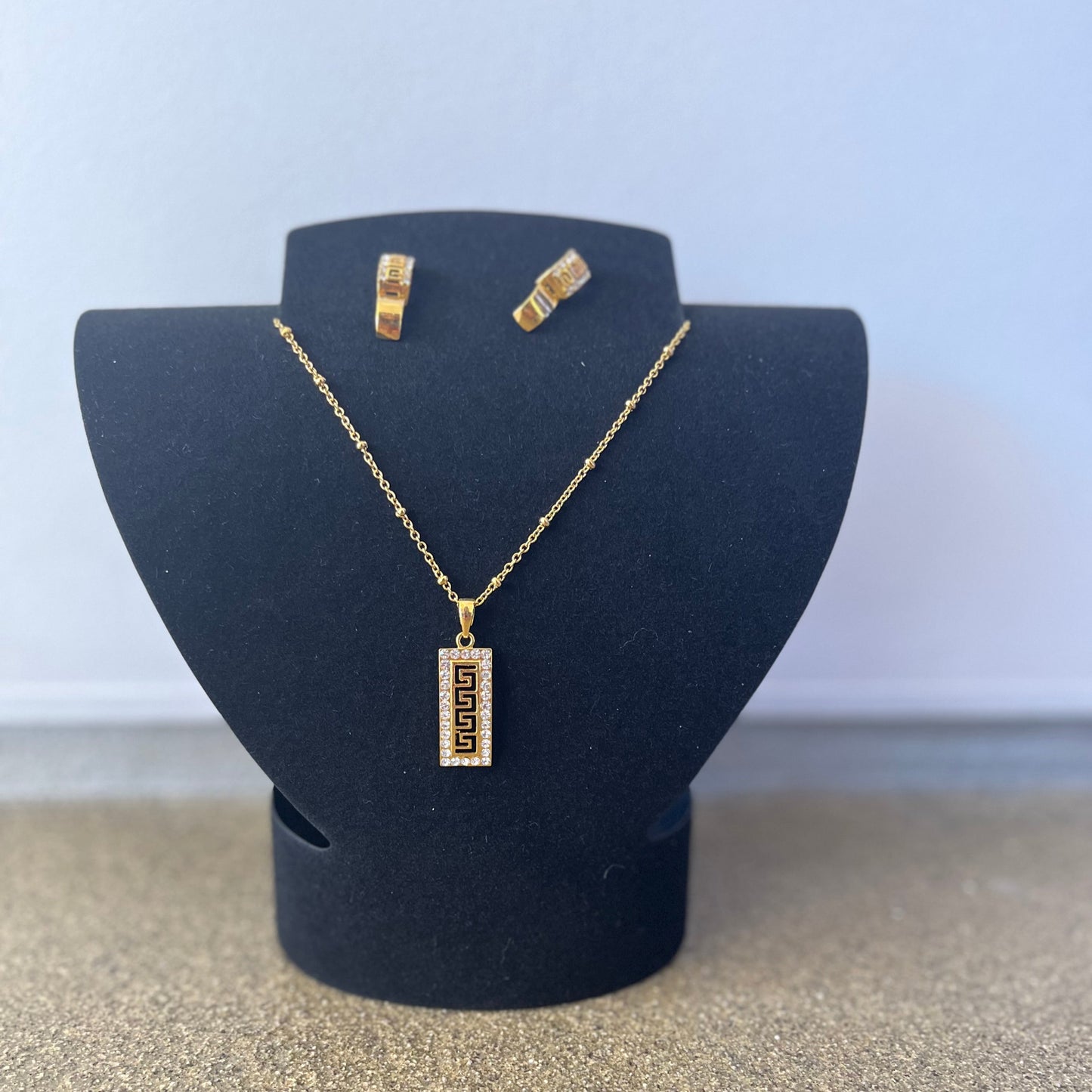 Conjunto de Senhora em Ouro Laminado 14K