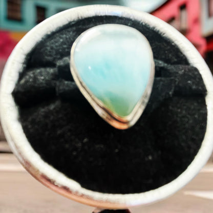 Anel de Senhora em Prata com Pedra Natural Larimar