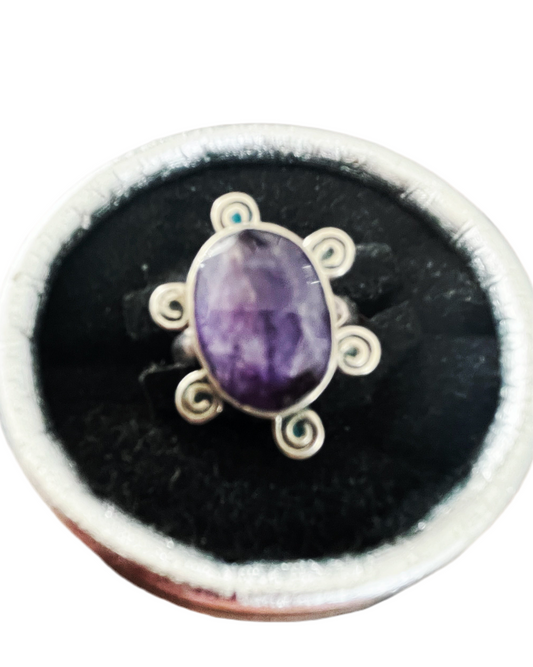 Anel de Senhora em Prata com Pedra Natural Silimanita