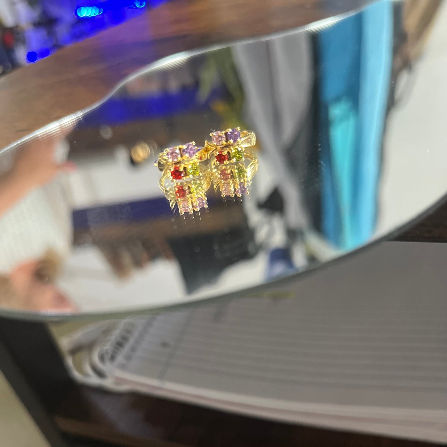 Argolas de Senhora Borboleta em Ouro Laminado 10K com Zircões
