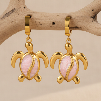 Brincos Tartaruga Marinha Rosa – Coleção Mar e Vida