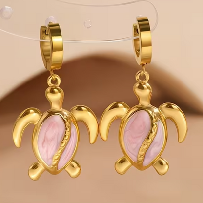 Brincos Tartaruga Marinha Rosa – Coleção Mar e Vida