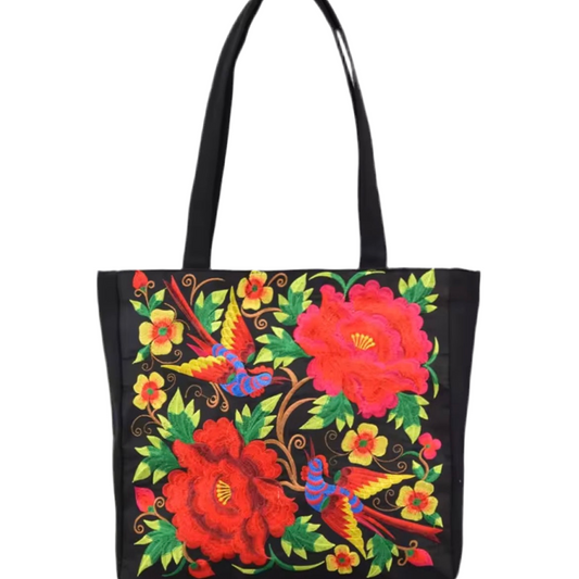 Saco de Senhora Bordado com Flores Vermelhas