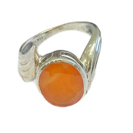 Anel de Senhora em Prata 925 com Pedra Natural Cornalina