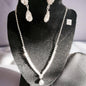 Conjunto de Senhora em Fantasia, Cristais