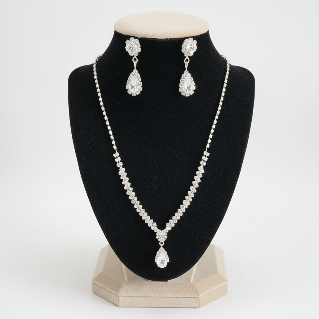 Conjunto de Senhora em Fantasia, Cristais