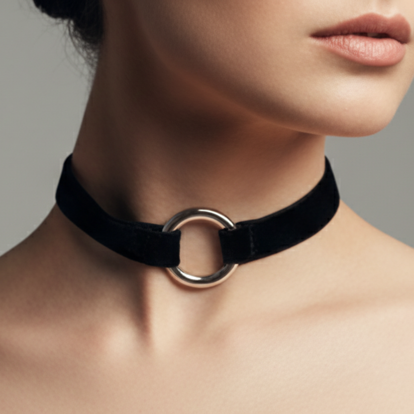Collier femme en cuir avec anneau