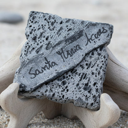 Lembrança de Santa Maria – Íman de Pedra Vulcânica Gravada