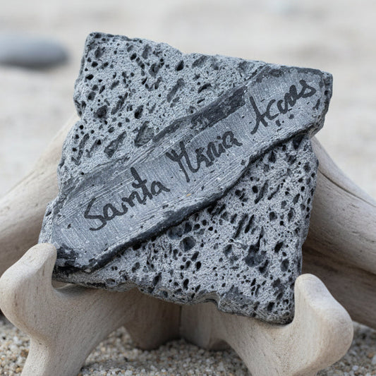 Lembrança de Santa Maria – Íman de Pedra Vulcânica Gravada