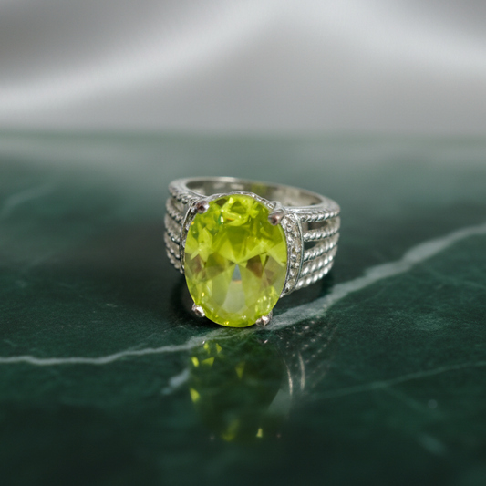 Anel de Senhora em Fantasia com Zircónia Cúbica Verde T=10