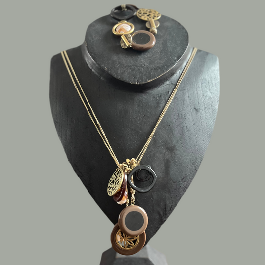 Conjunto de Senhora, Caracol