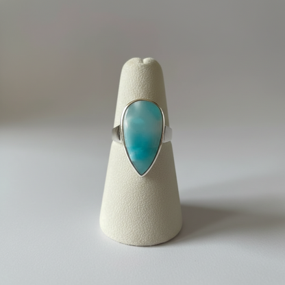 Anel de Senhora em Prata com Pedra Natural Larimar