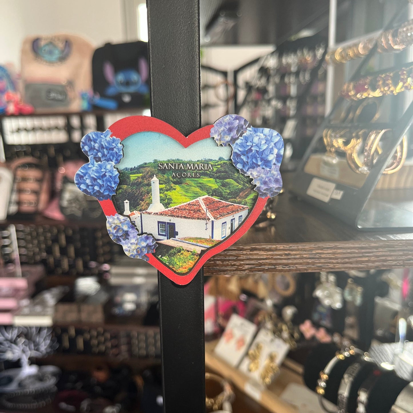 Íman em forma de coração, Santa Bárbara