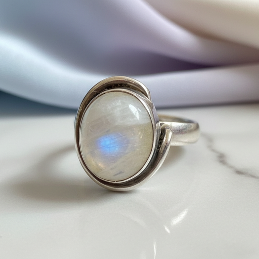 Anel de Prata com Pedra Natural Lua T:6,25