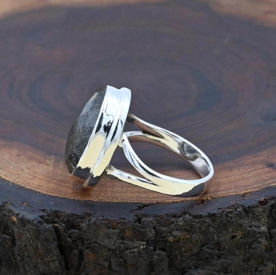 Anel de Senhora em Prata com Pedra Natural Rutilo T = 6.25