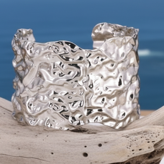Bracelet rigide large en acier inoxydable – Résistance et Style