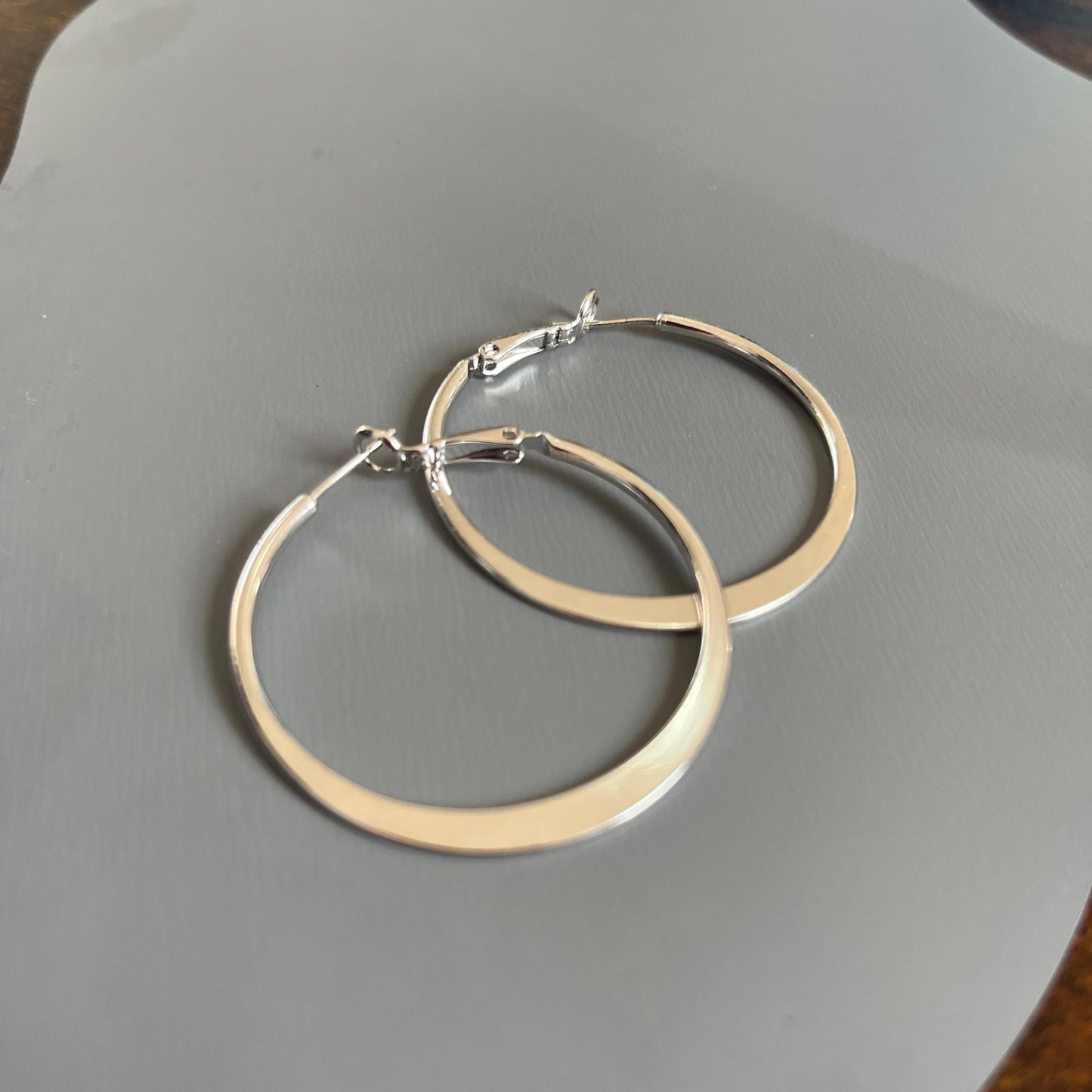 Argolas Folheado Ouro Branco Finas