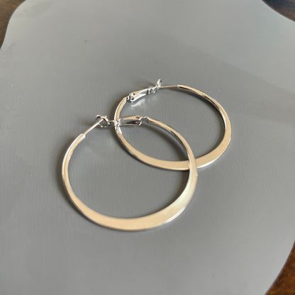 Argolas Folheado Ouro Branco Finas