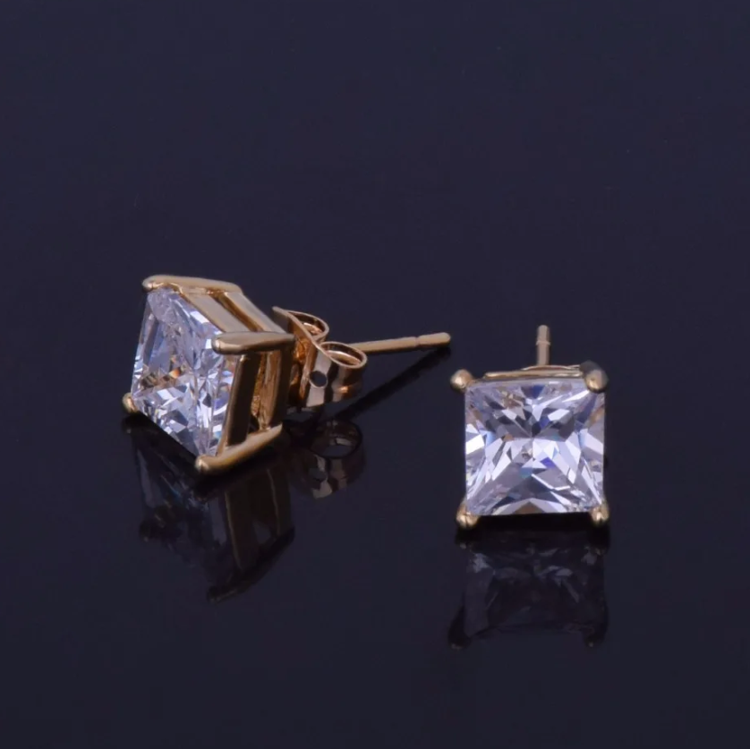 Brincos em Ouro Laminado 18K com Zicônia