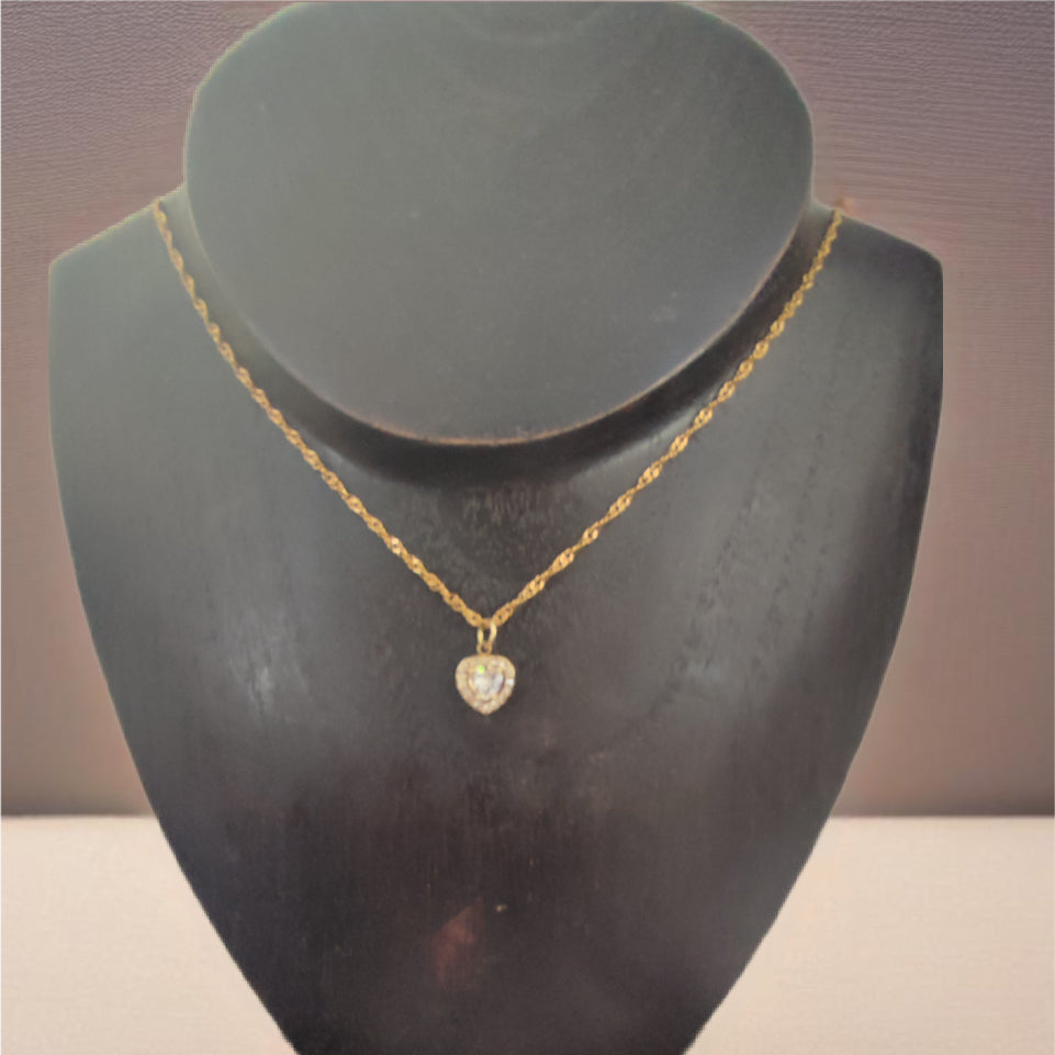Colar de Senhora Laminado a Ouro 14K com Pendente Coração Cristais