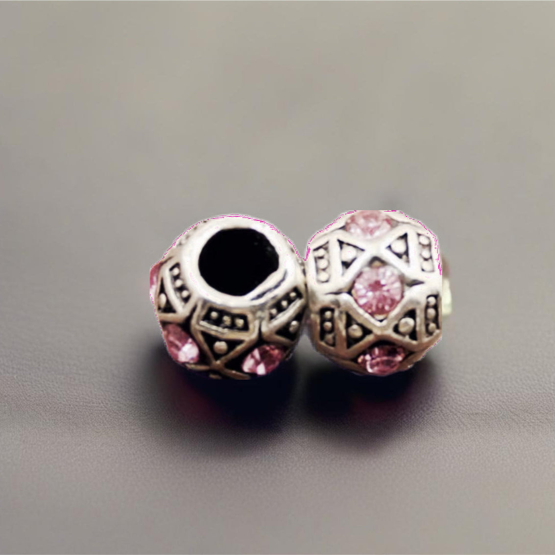 Conta em Prata, Bola Rosa