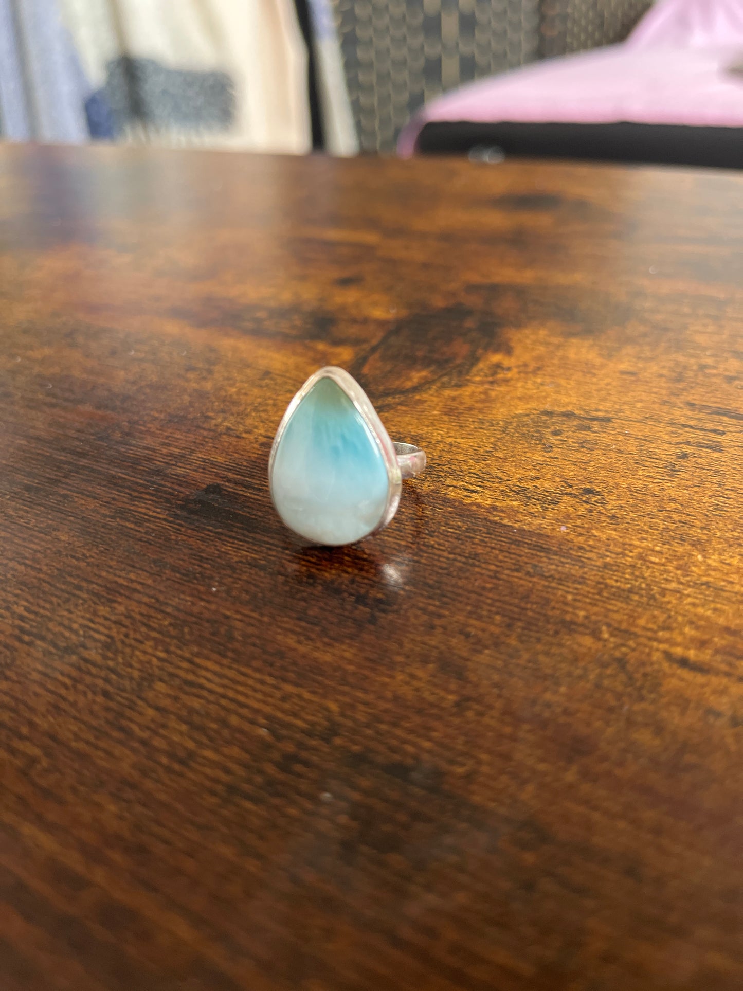 Anel de Senhora em Prata com Pedra Natural Larimar