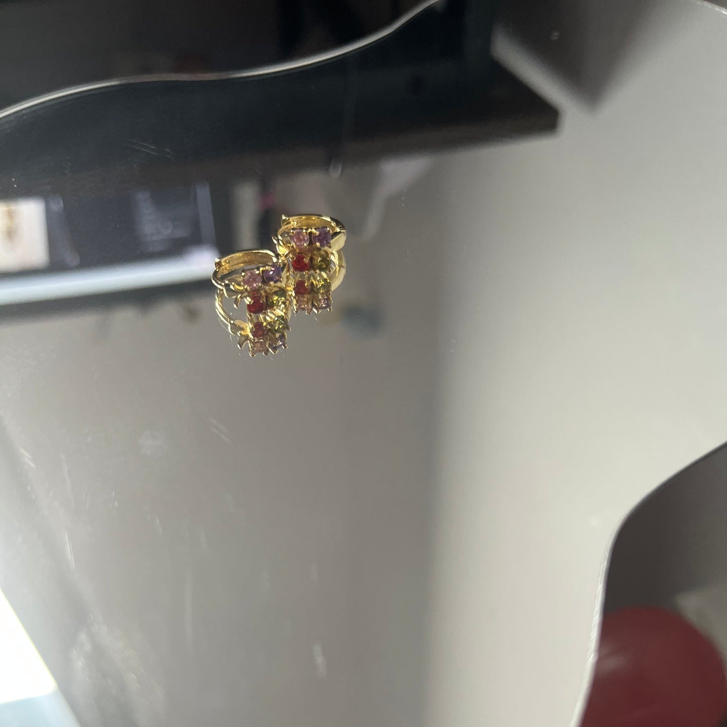 Argolas de Senhora Borboleta em Ouro Laminado 10K com Zircões