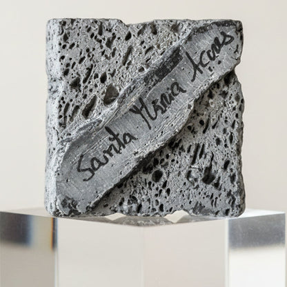 Lembrança de Santa Maria – Íman de Pedra Vulcânica Gravada