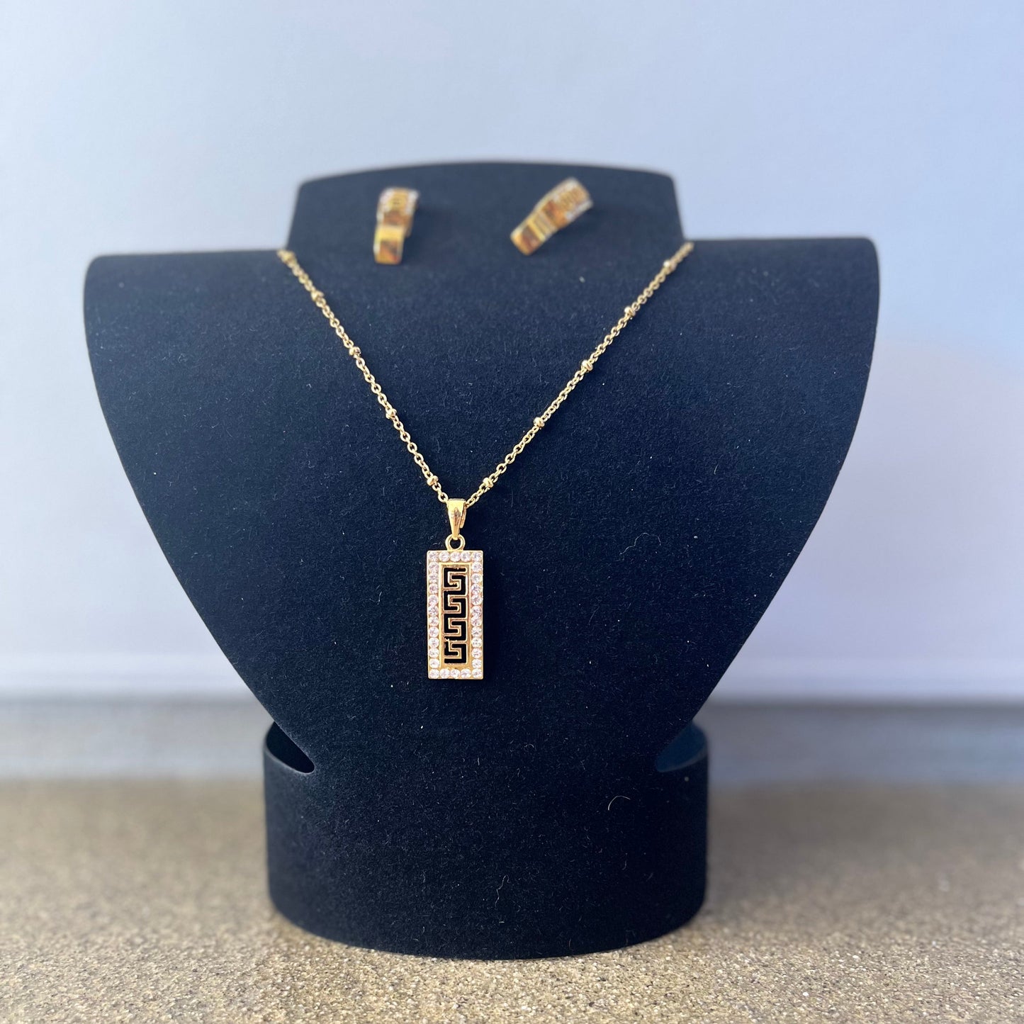 Conjunto de Senhora em Ouro Laminado 14K